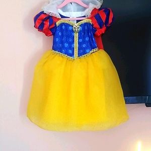 Adorable little girls Disney Snow White dress
